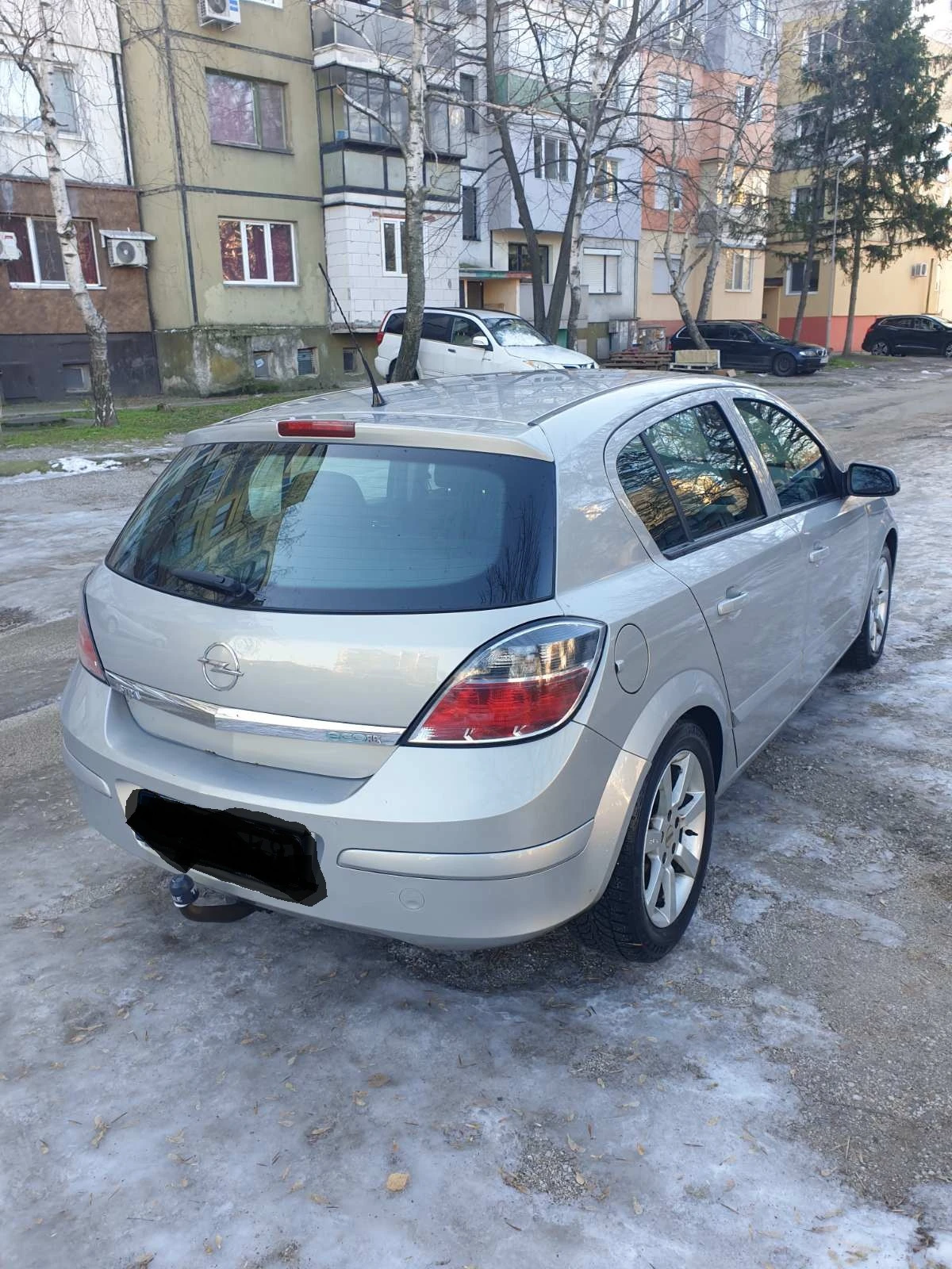 Opel Astra 1.7 CDTI Ecoflex, снимка 9 - Автомобили и джипове - 54271552
