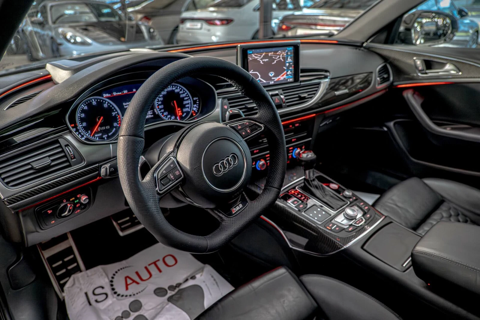 Audi Rs6 4.0TFSI/MTM/Carbon packet/Pano/Bose/Distronic/HuD, снимка 7 - Автомобили и джипове - 54432497
