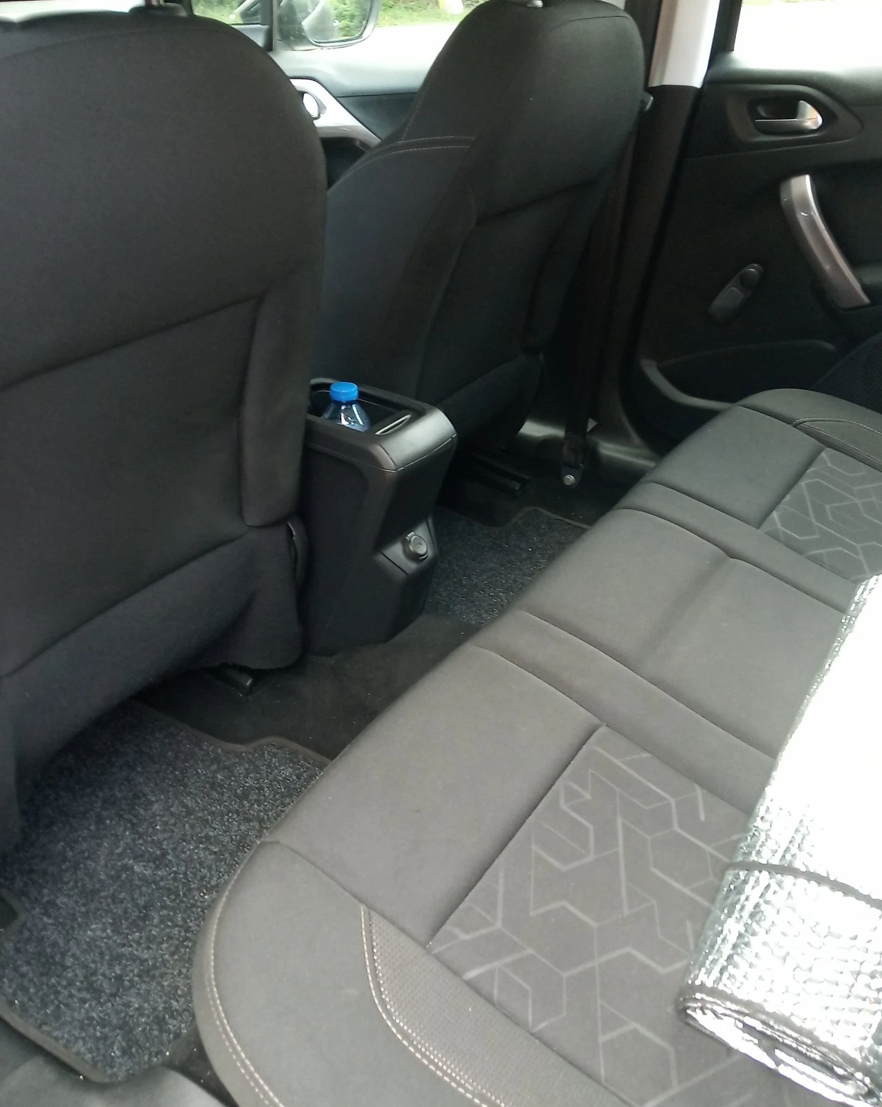 Peugeot 2008, снимка 9 - Автомобили и джипове - 54773272