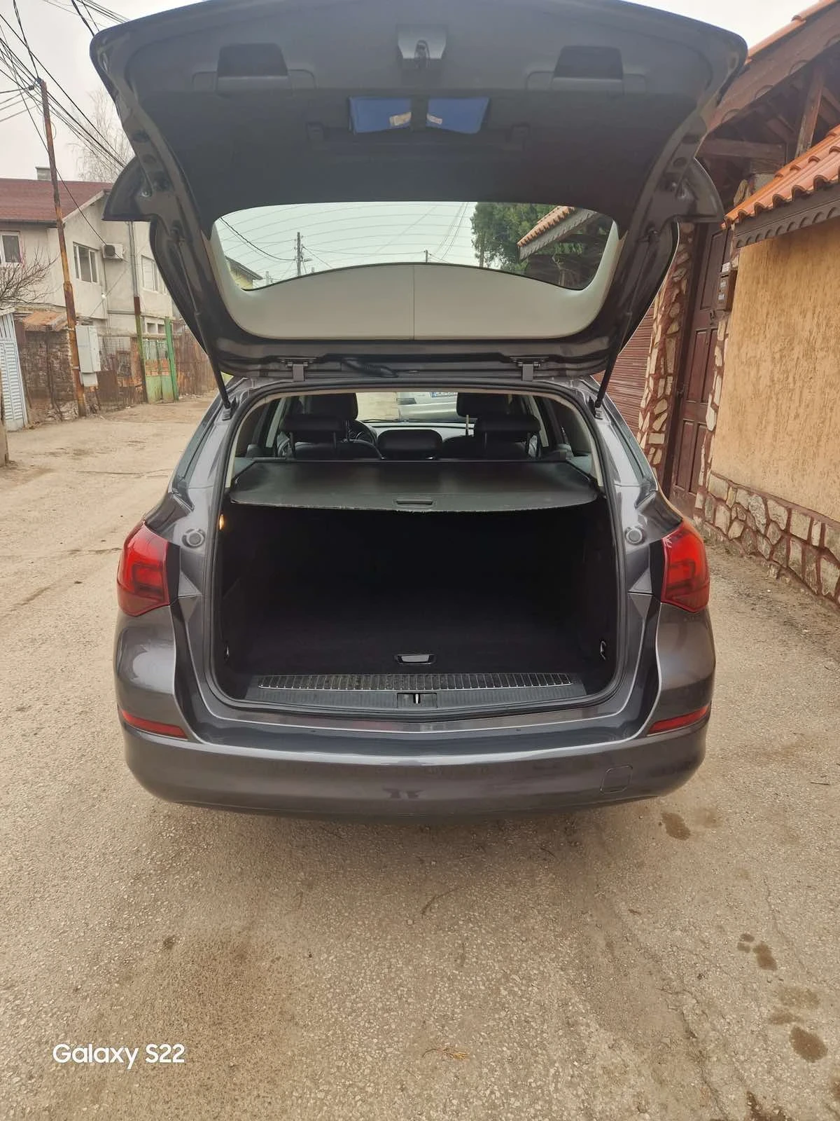 Opel Astra 1.7CDTI, снимка 9 - Автомобили и джипове - 54985461