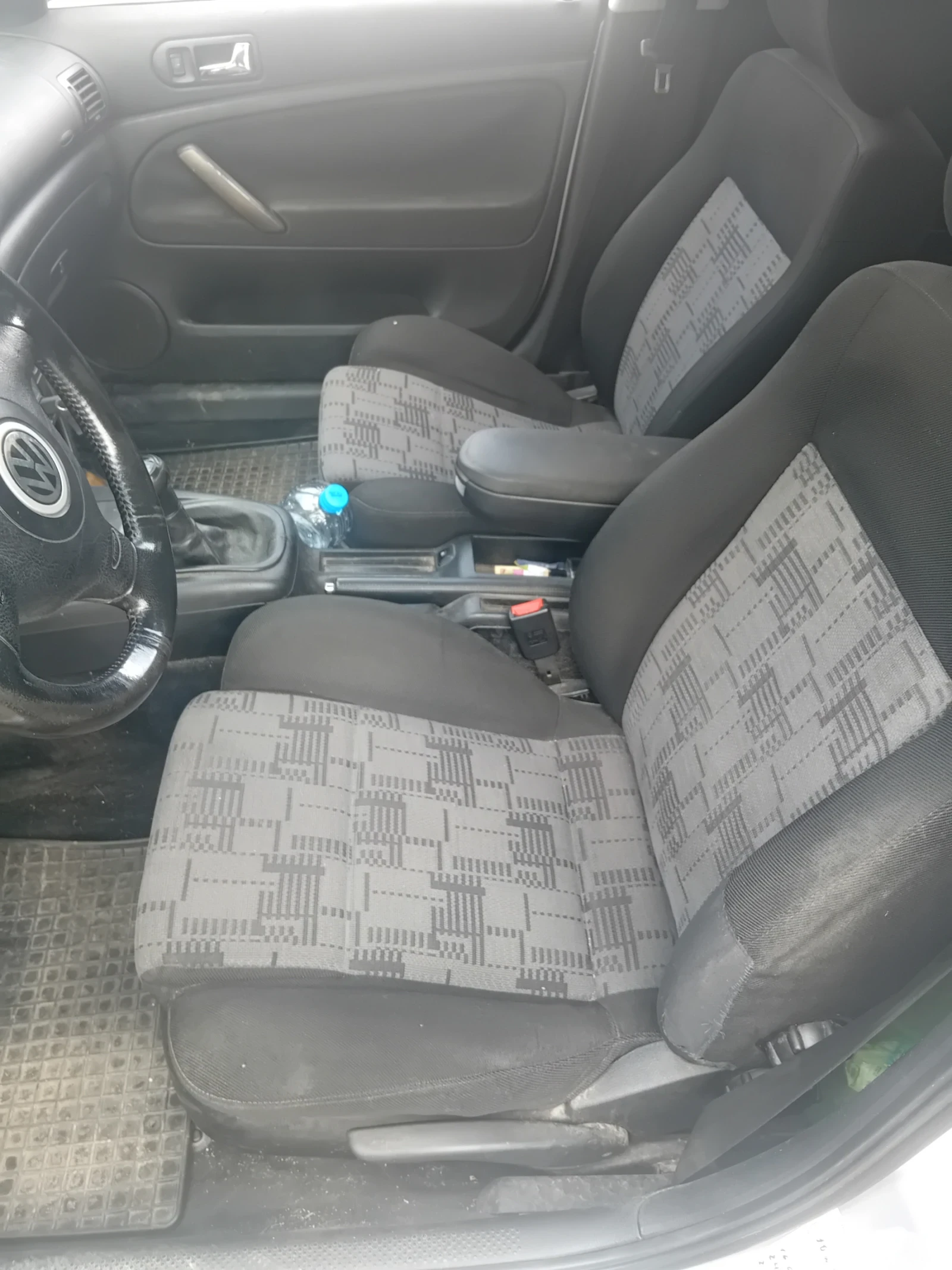 VW Passat, снимка 7 - Автомобили и джипове - 55193191