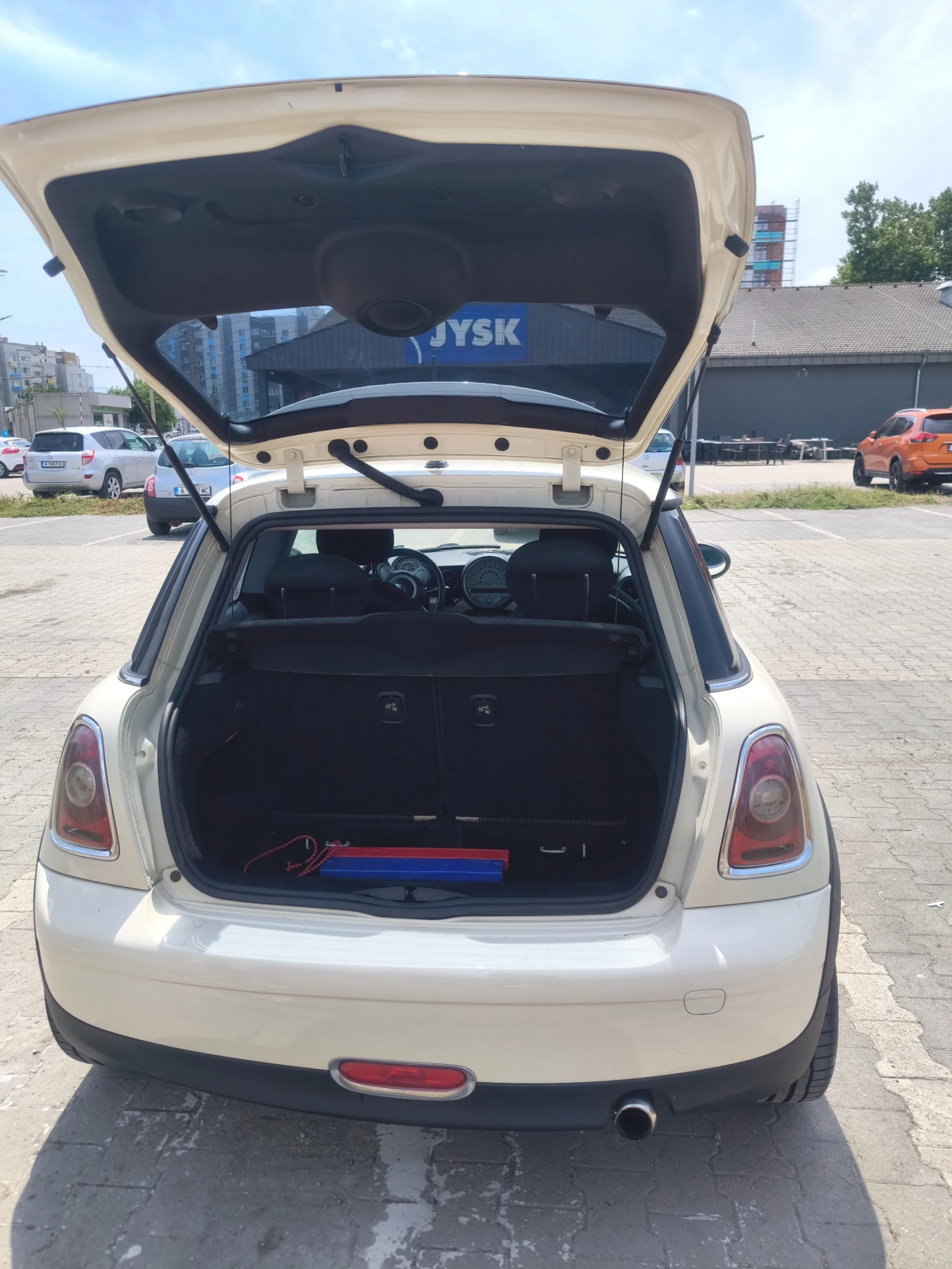 Mini One, снимка 6 - Автомобили и джипове - 55413857