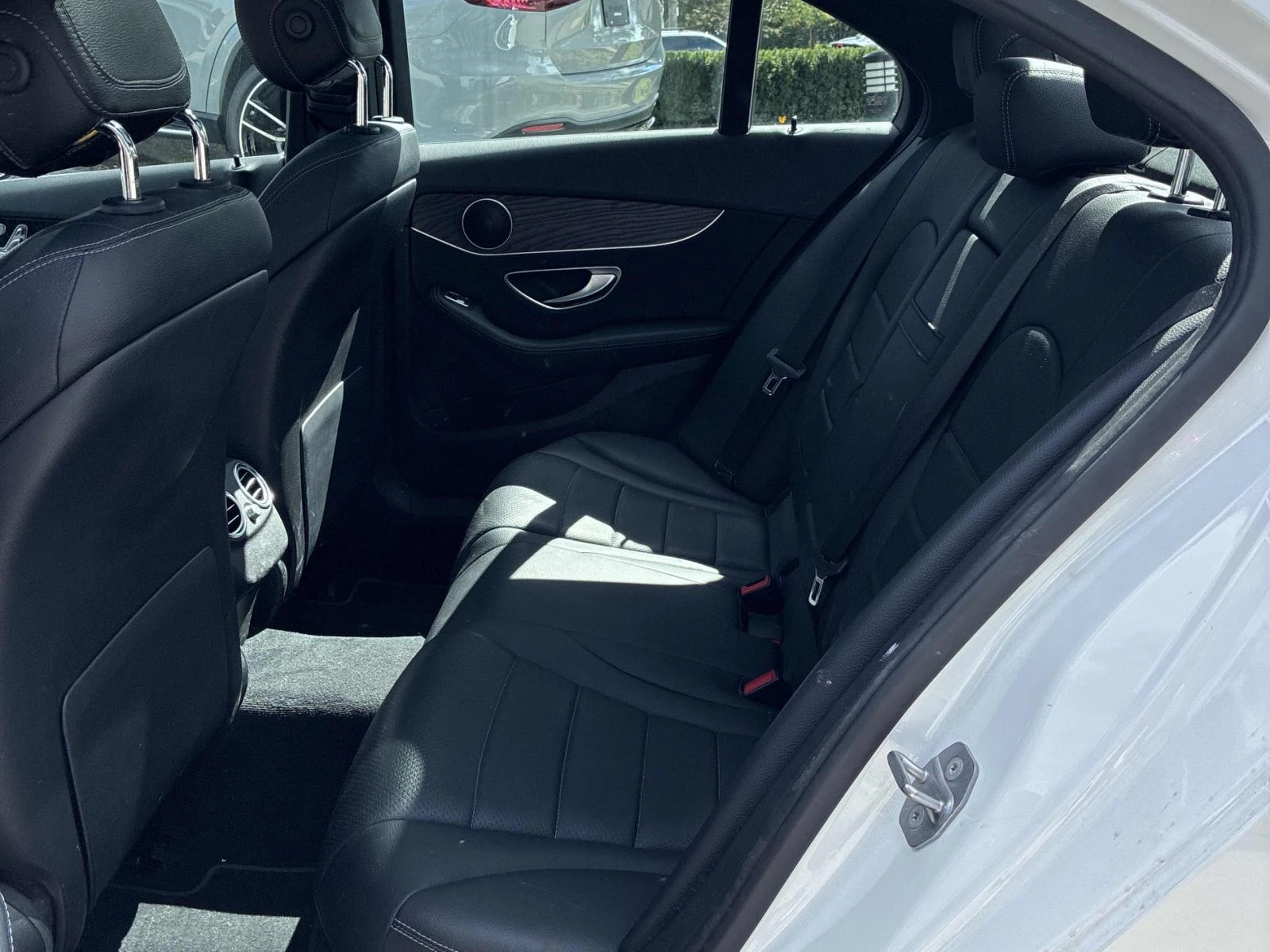 Mercedes-Benz C 300 AMG-pack* Kaмера* Подгрев* Пано, снимка 12 - Автомобили и джипове - 56048482