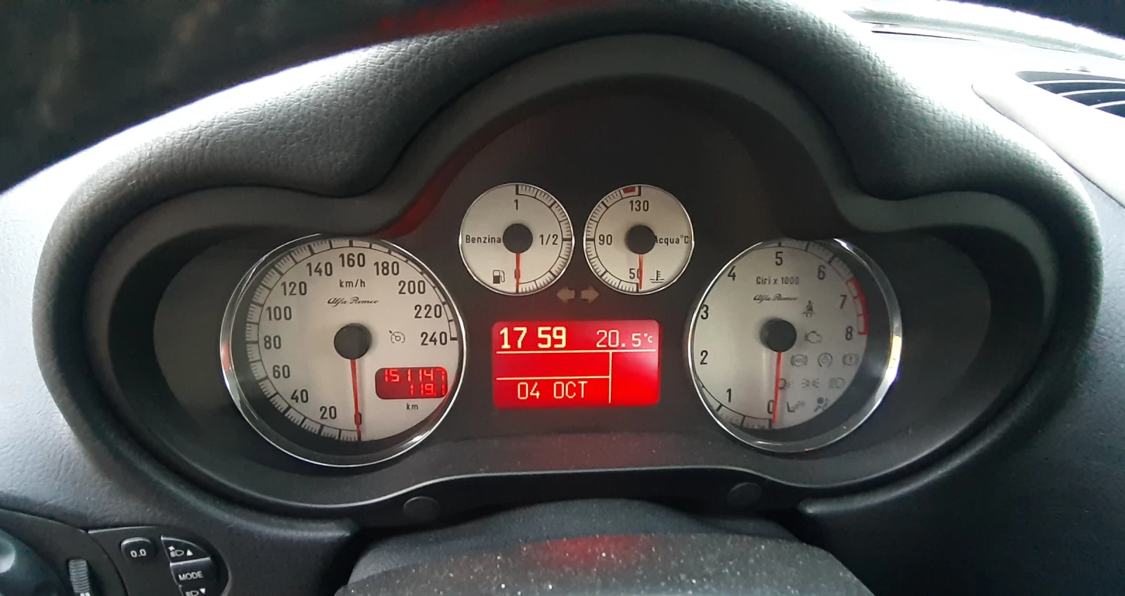 Alfa Romeo 147 1.6 TS ������� ��� | Mobile.bg � ����������� 10