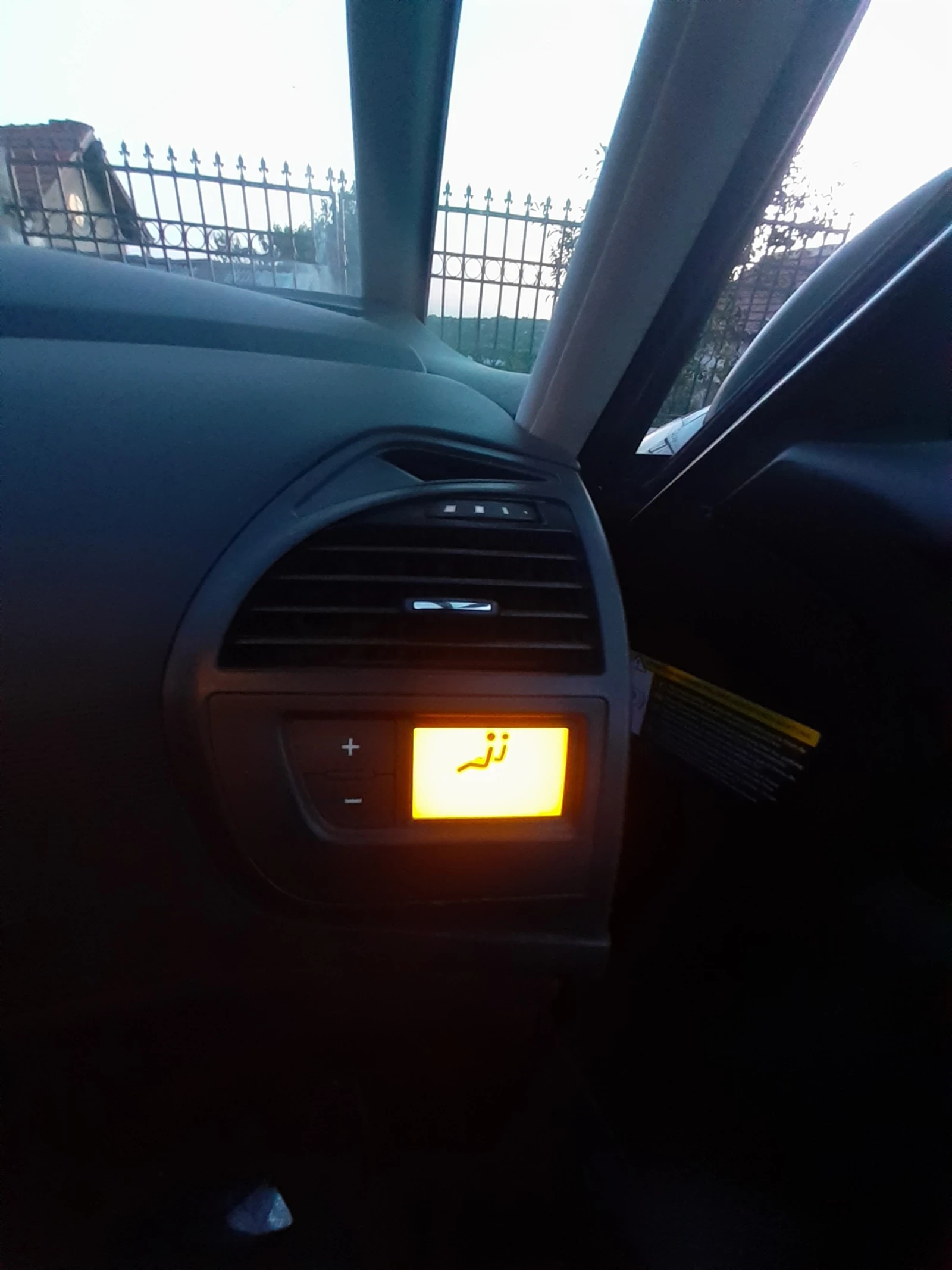 Citroen Grand C4 Picasso, снимка 5 - Автомобили и джипове - 56416119