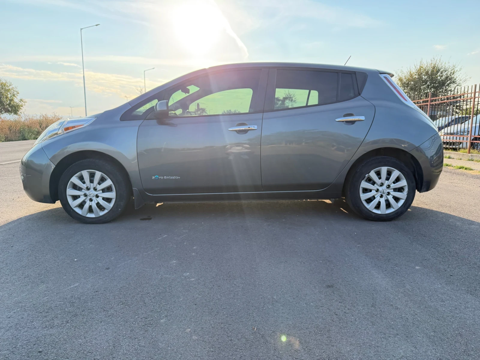 Nissan Leaf  | Mobile.bg � ����������� 2