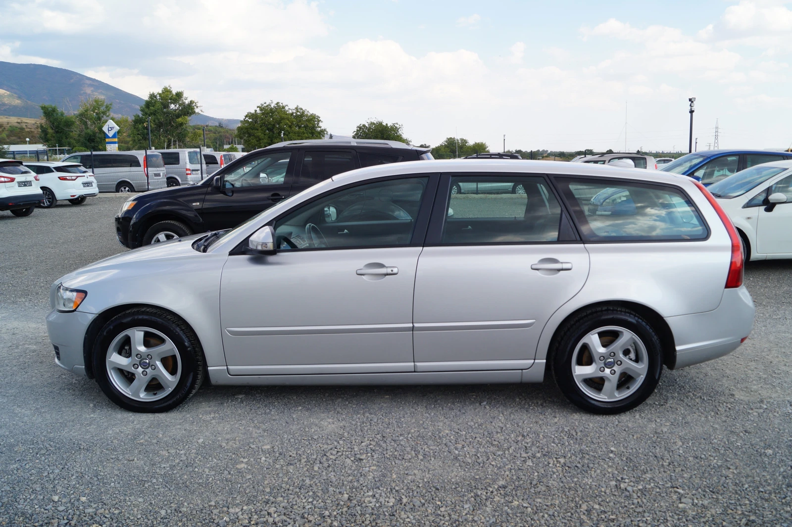 Volvo V50 1.6d 115к.с., снимка 8 - Автомобили и джипове - 56735910