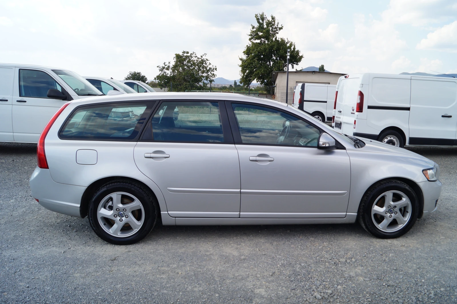 Volvo V50 1.6d 115к.с., снимка 4 - Автомобили и джипове - 56735910