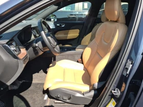 Volvo XC60 ULTIMATE BRIGHT THEME, снимка 5