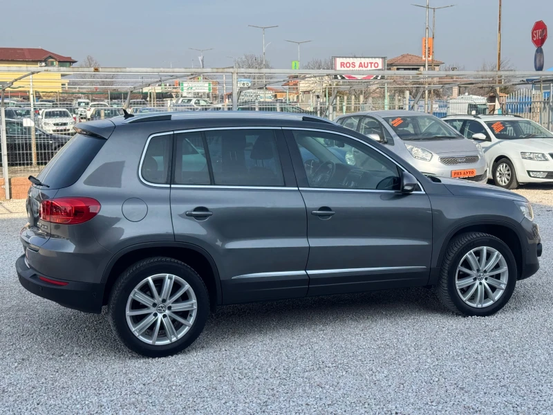 VW Tiguan 2.0TDI* NAVI* KAMERA* LED* 6sk* КАТО НОВА* ЛИЗИНГ, снимка 4 - Автомобили и джипове - 49130027