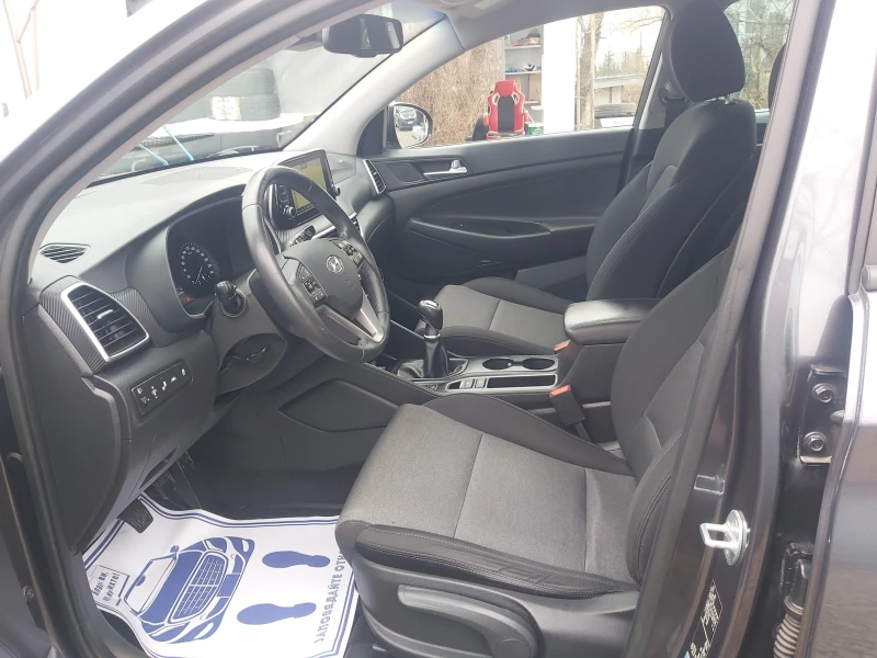 Hyundai Tucson 1.6 crdi, снимка 10 - Автомобили и джипове - 52427804