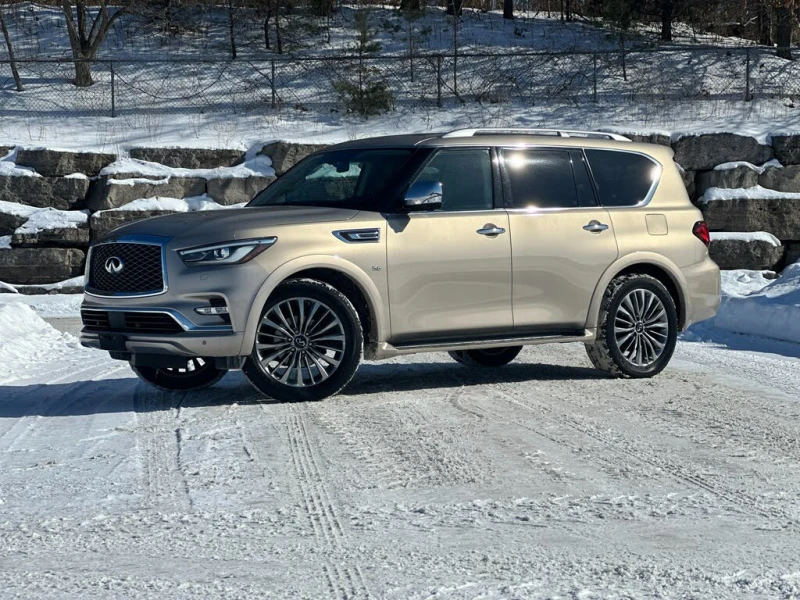 Infiniti QX80 Luxe 4WD* АвтоКредит* (Цена до БГ) , снимка 2 - Автомобили и джипове - 53376646