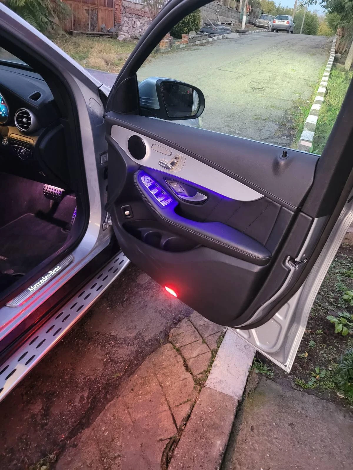 Mercedes-Benz GLC 300d - изображение 2