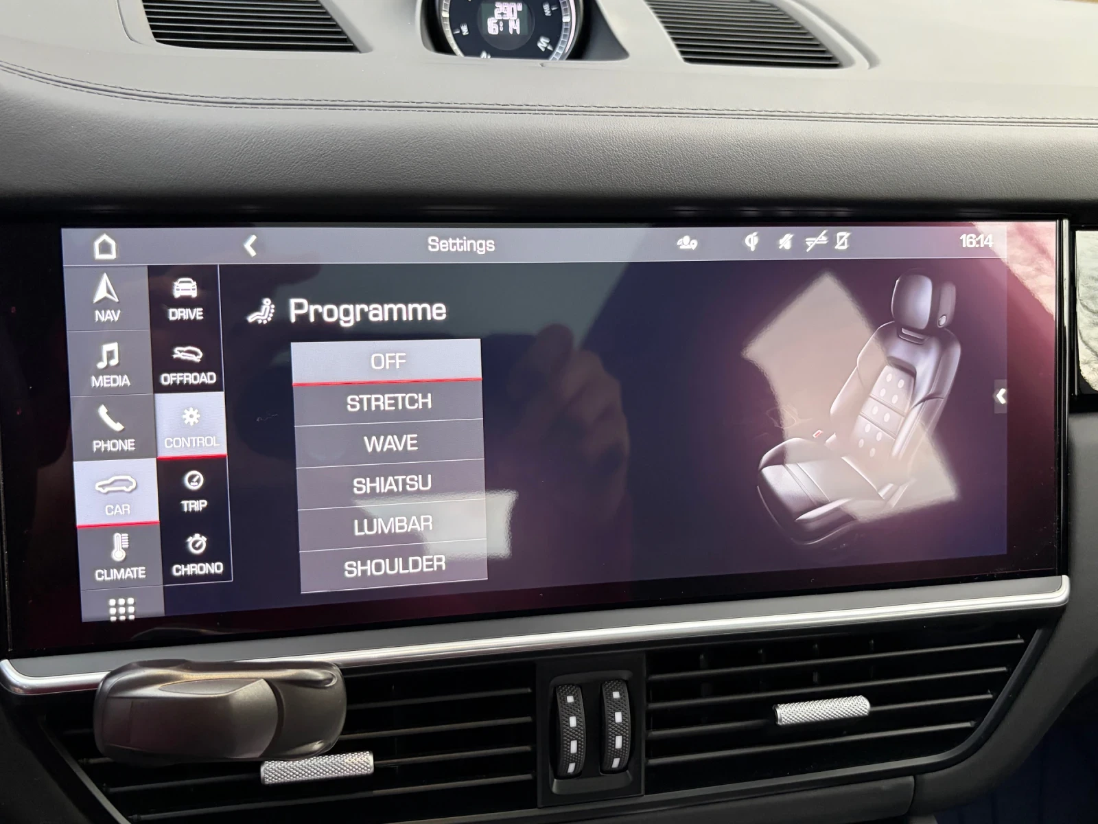 Porsche Cayenne Hybrid Обдух Бурм PASM PDCC Гаранция 360, снимка 11 - Автомобили и джипове - 53518453