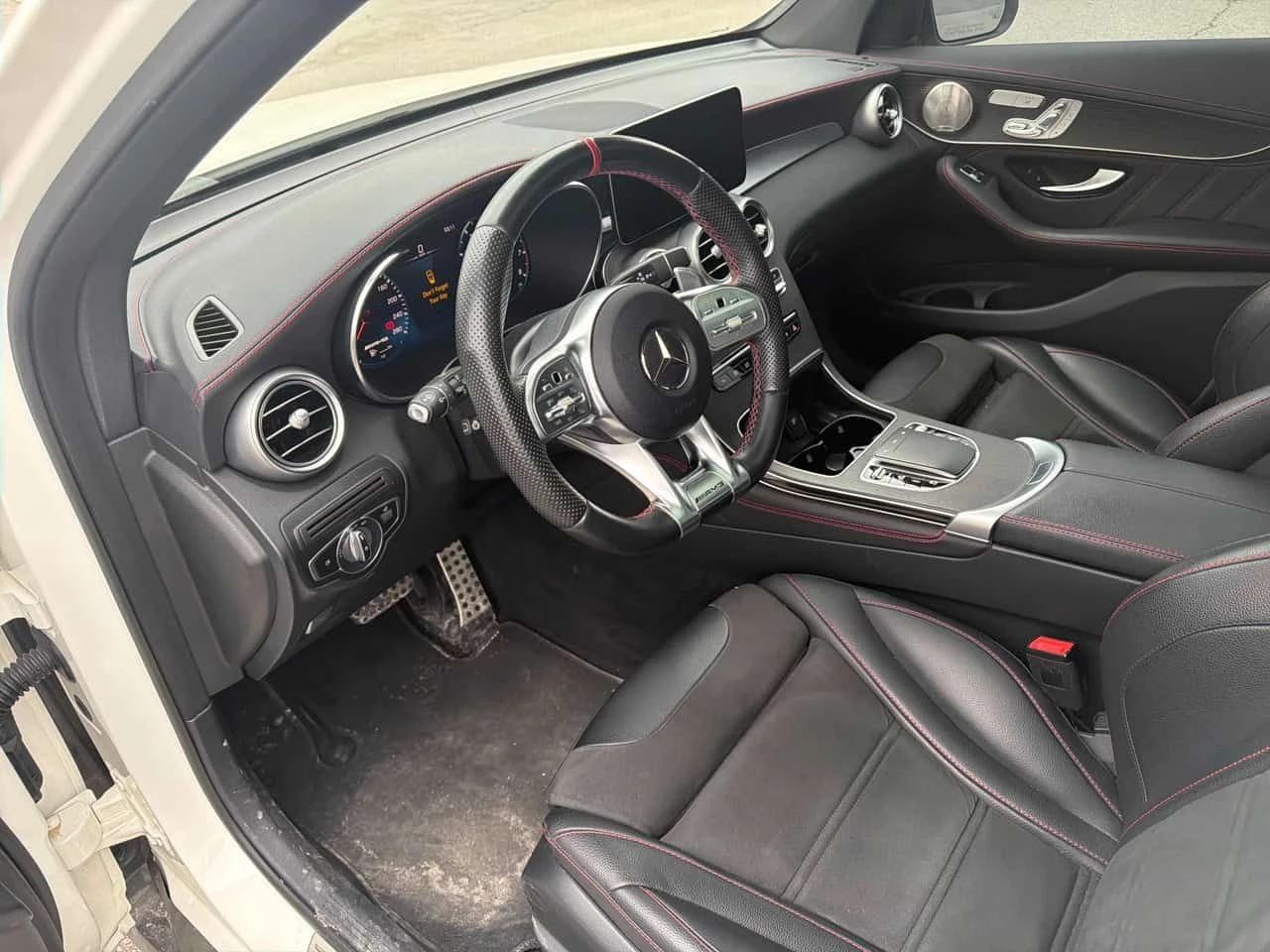 Mercedes-Benz GLC 43 AMG ПОДГРЕВИ * BURMESTER * 360 * PANO * CARFAX, снимка 5 - Автомобили и джипове - 54556879