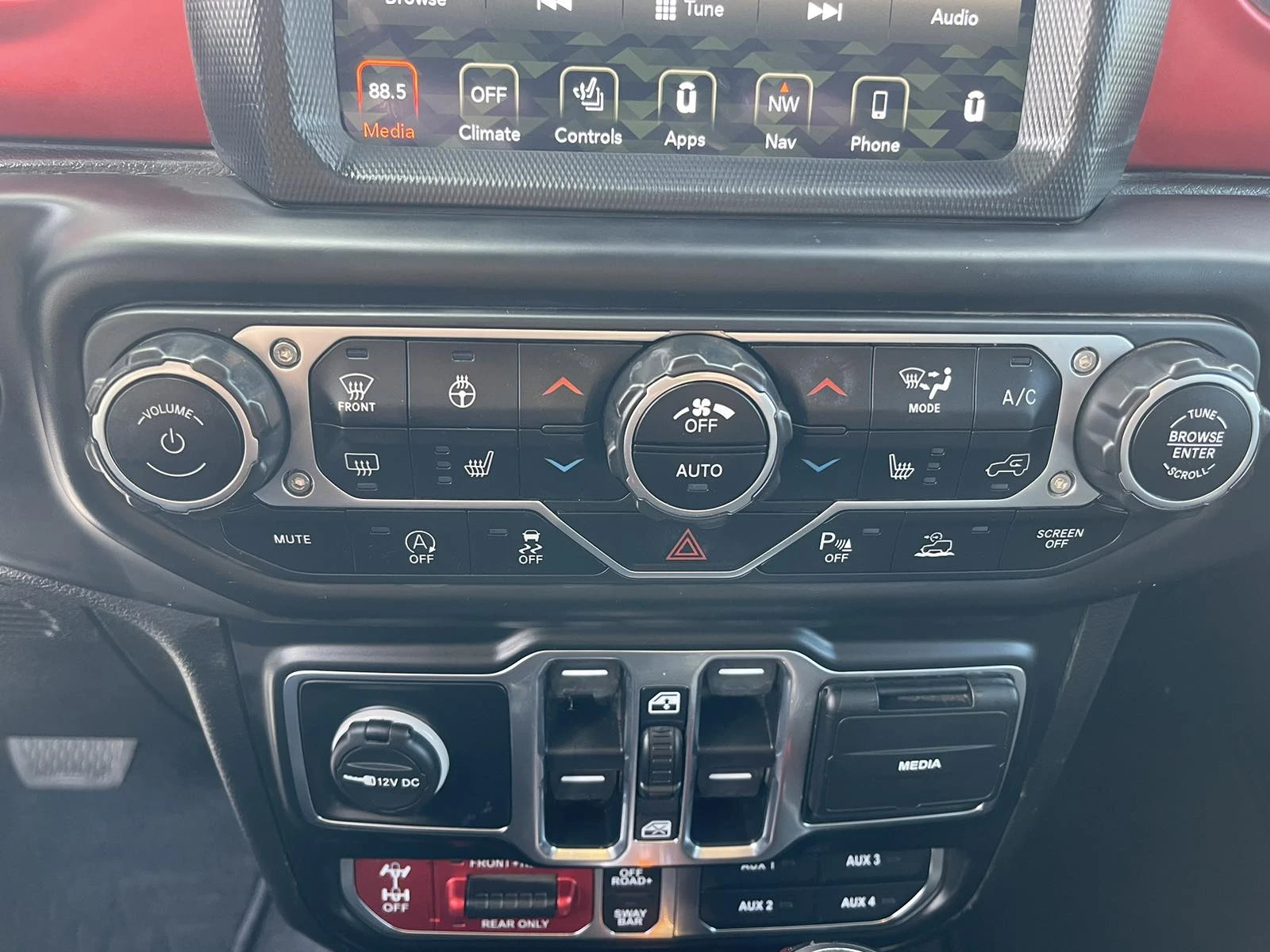 Jeep Wrangler RUBICON DIESEL 4X4, снимка 16 - Автомобили и джипове - 54608688