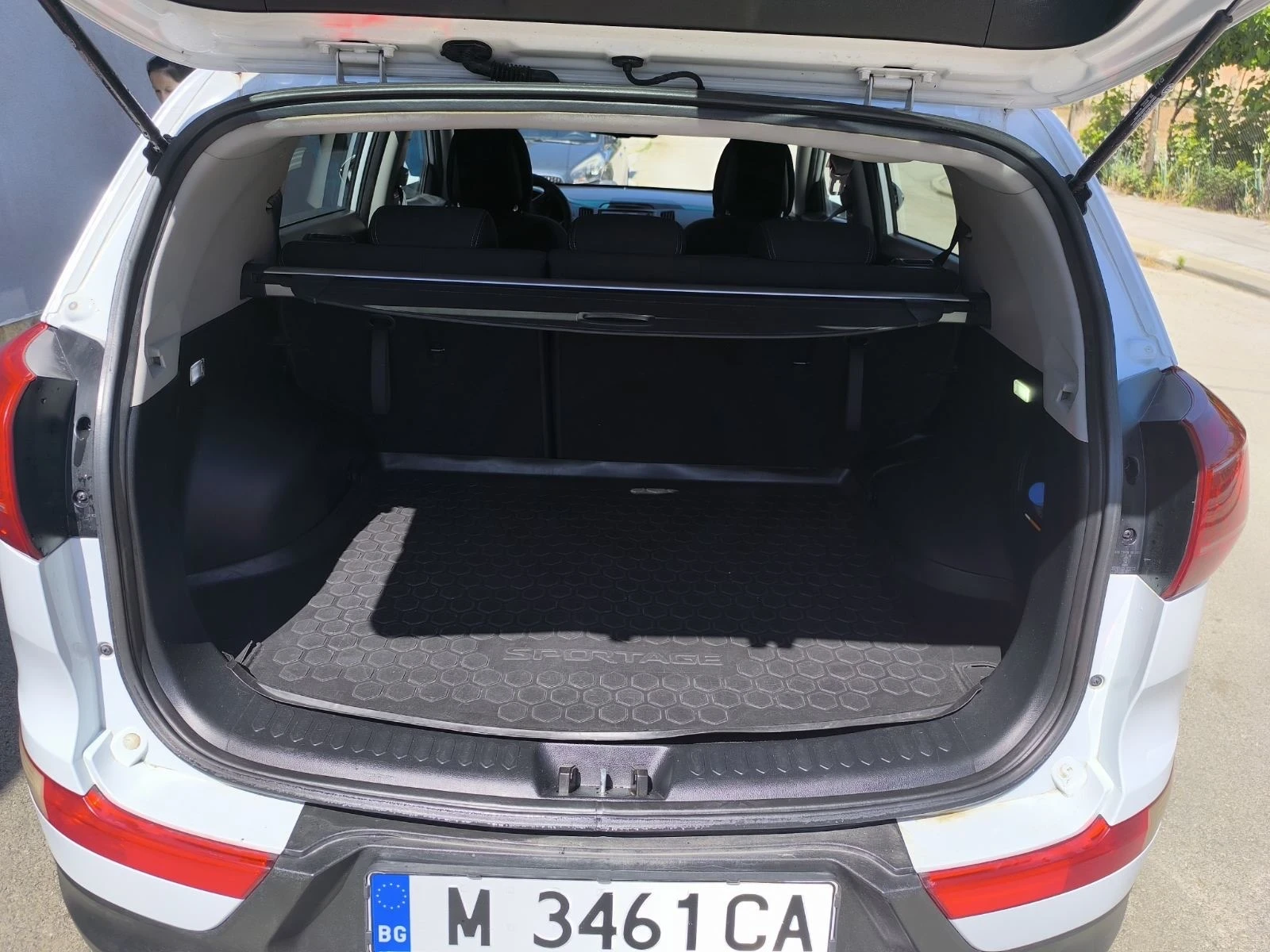 Kia Sportage, снимка 6 - Автомобили и джипове - 54921062