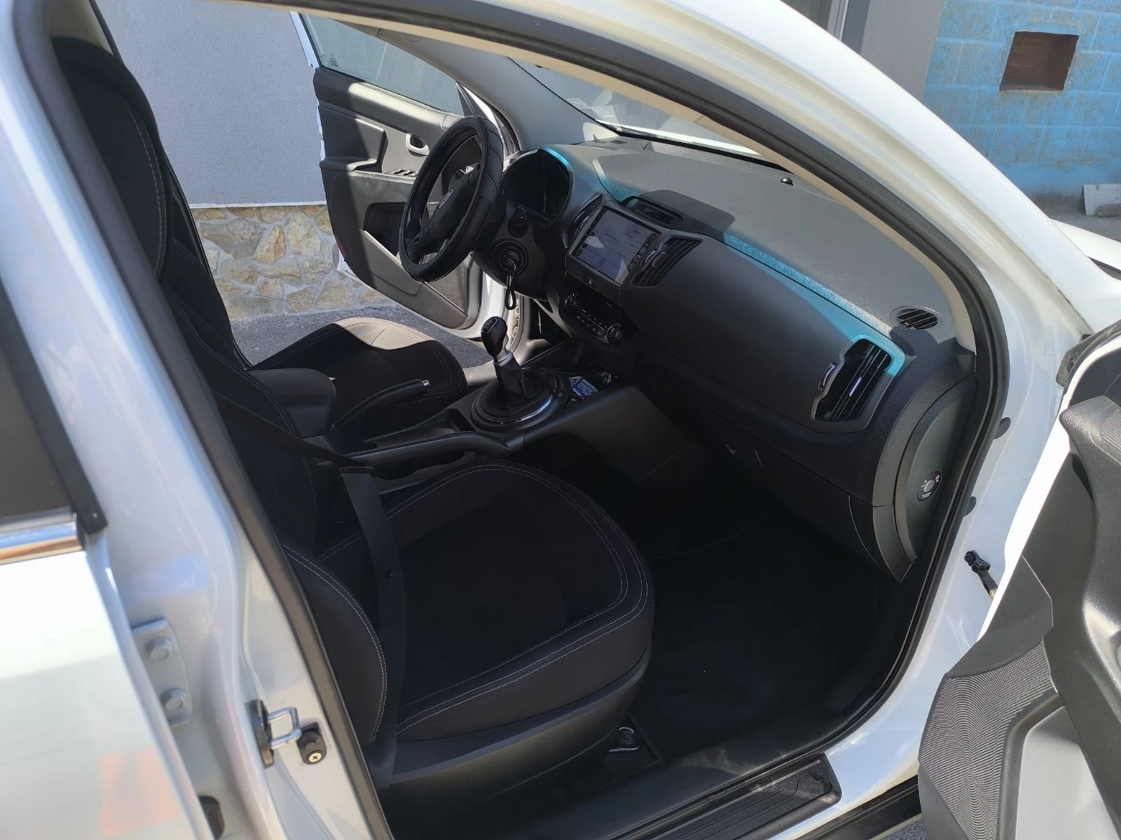 Kia Sportage, снимка 12 - Автомобили и джипове - 54921062
