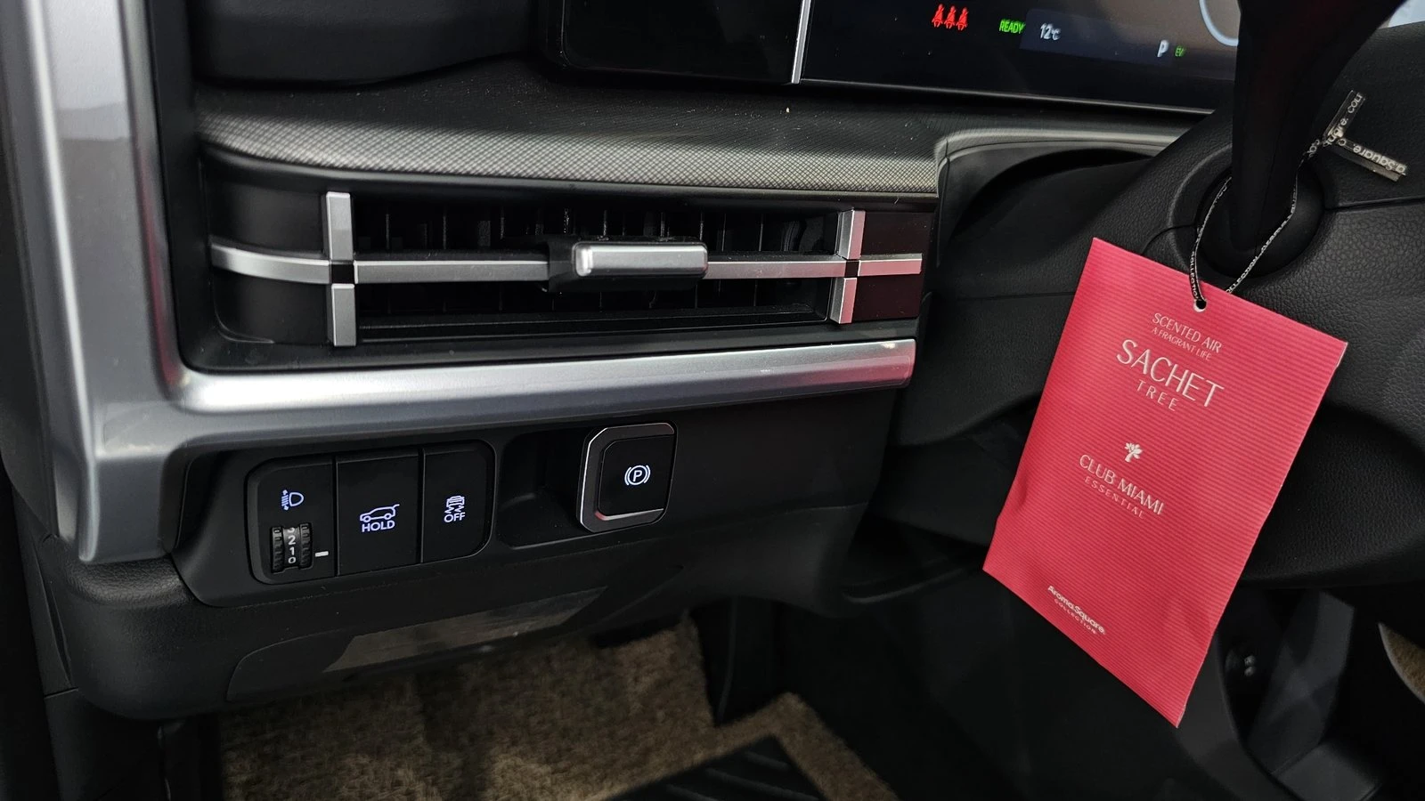 Hyundai Santa fe 1.6 HEV* KEYLESS* ПОДГРЕВ ВОЛАН* КРАЙНА ЦЕНА, снимка 16 - Автомобили и джипове - 55334921