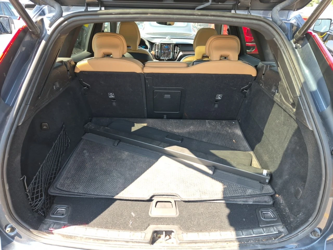 Volvo XC60 ULTIMATE BRIGHT THEME, снимка 14 - Автомобили и джипове - 55729180