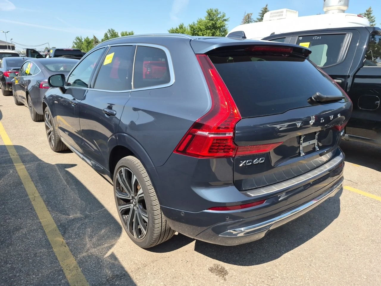 Volvo XC60 ULTIMATE BRIGHT THEME, снимка 4 - Автомобили и джипове - 55729180