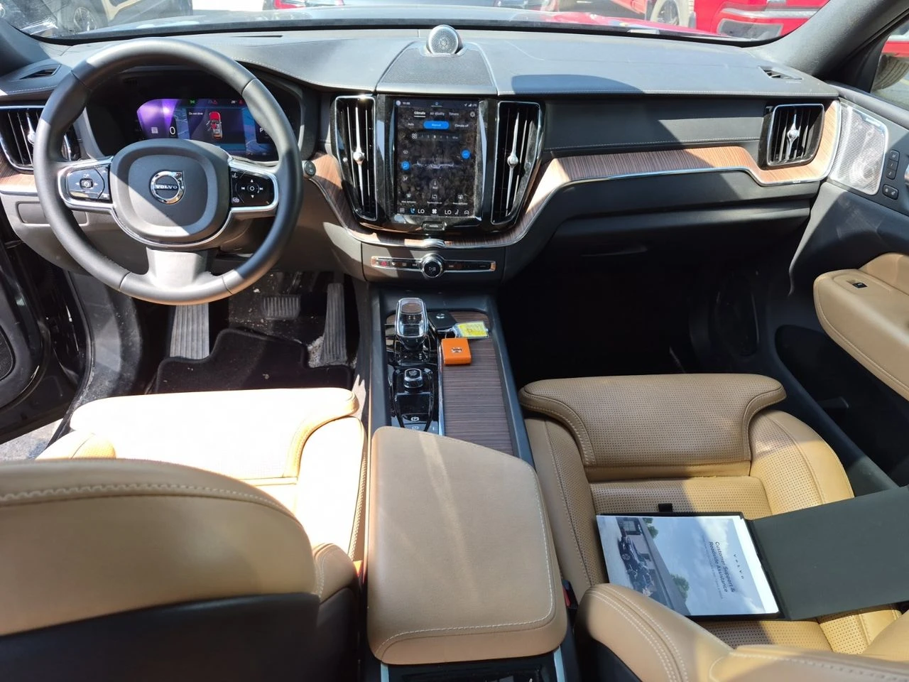 Volvo XC60 ULTIMATE BRIGHT THEME, снимка 10 - Автомобили и джипове - 55729180