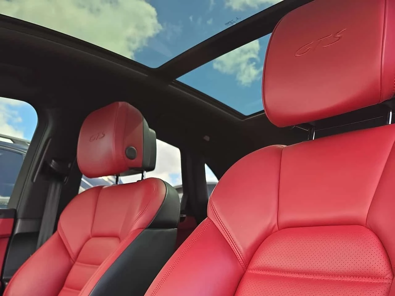 Porsche Macan * GTS * CARFAX * , снимка 10 - Автомобили и джипове - 56214997