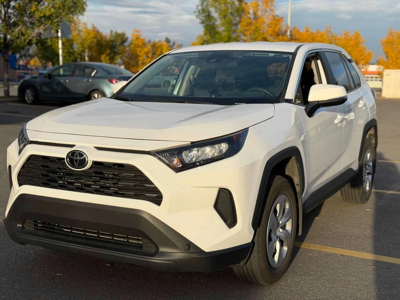 Toyota Rav4 * LE * CARFAX * ОПЦИЯ ЗА ФИНАНСИРАНЕ