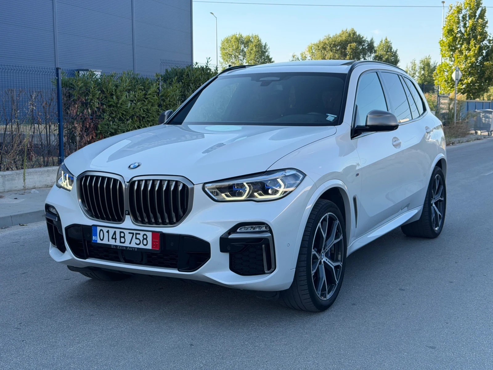 BMW X5 X5M M-SPORT LASER МАСАЖ SKY LOUNGE HARMAN KARDON