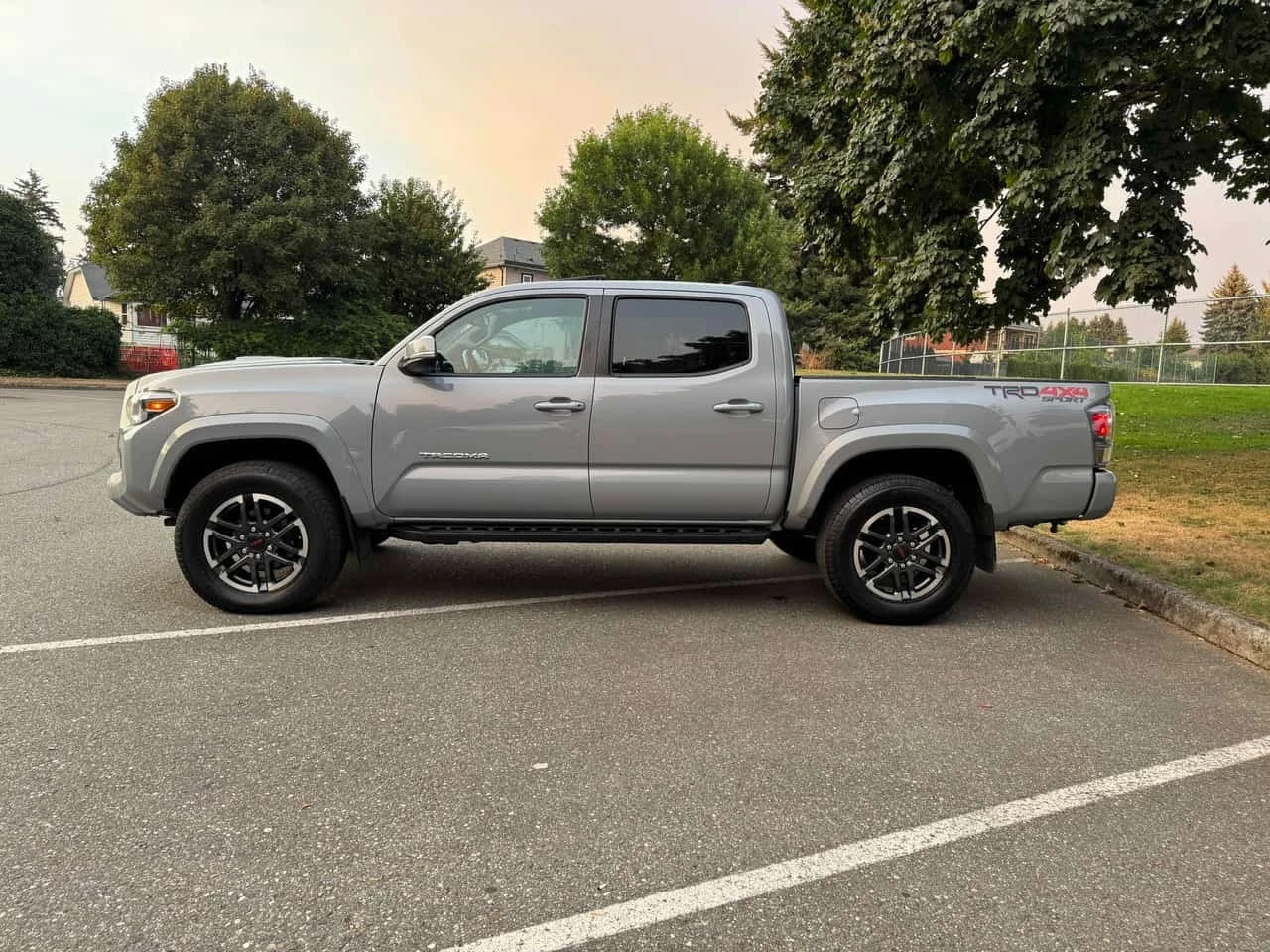 Toyota Tacoma 4x4 Double Cab SB * CARFAX * ����������� | Mobile.bg � ����������� 2