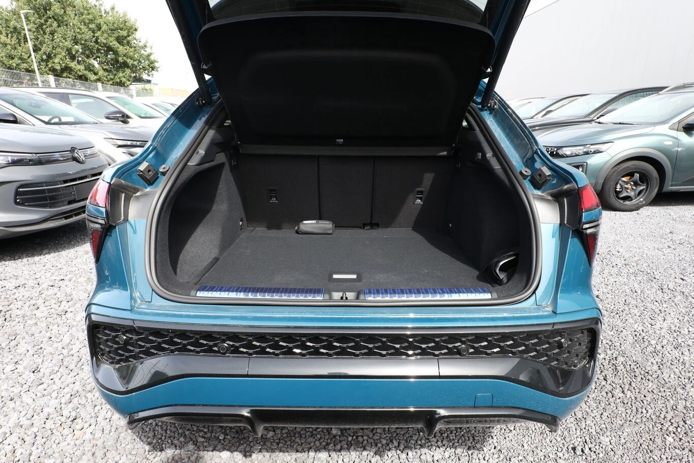 Audi Q3 Sportback quattro 2xS line Tech+ , 265hp | Mobile.bg � ����������� 4