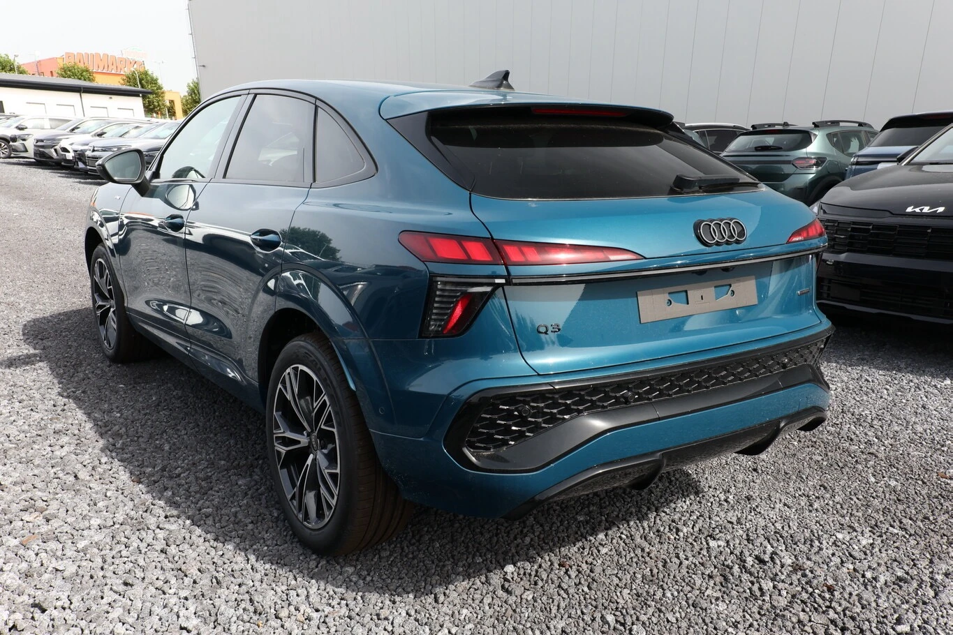 Audi Q3 Sportback quattro 2xS line Tech+ , 265hp | Mobile.bg � ����������� 5