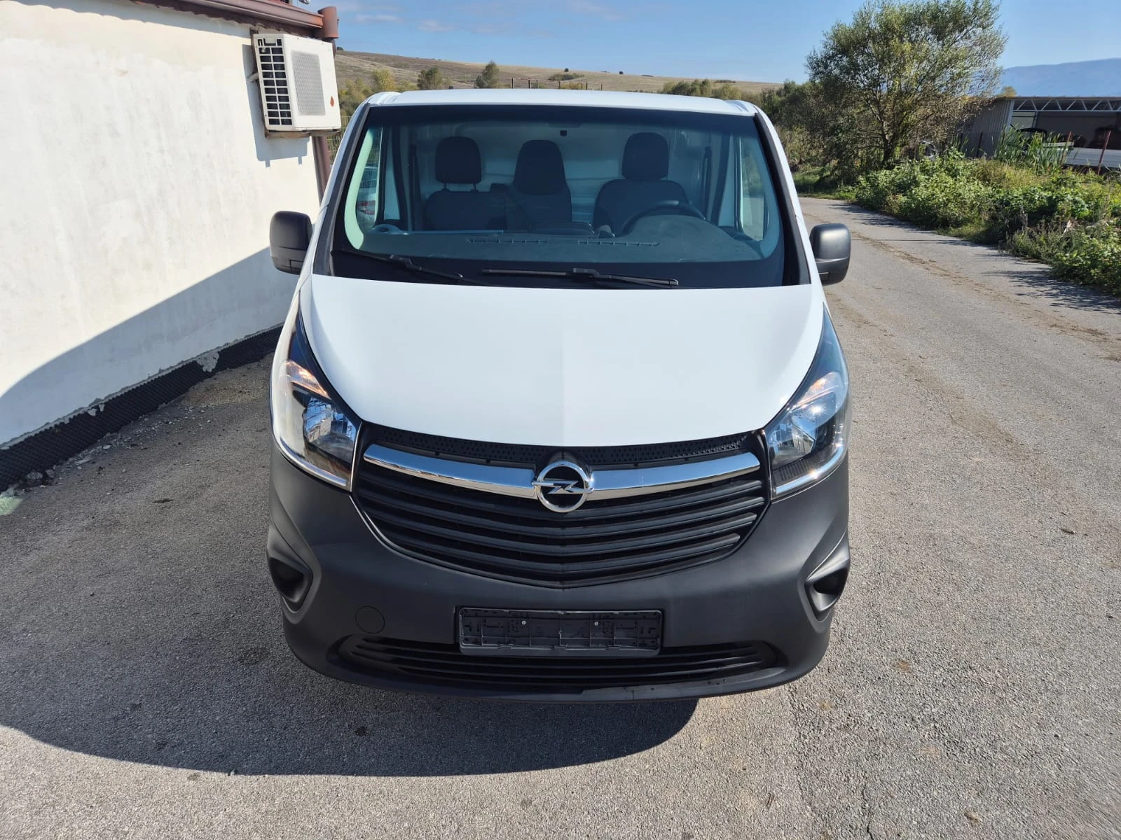 Opel Vivaro 1.6 TDCI - изображение 2