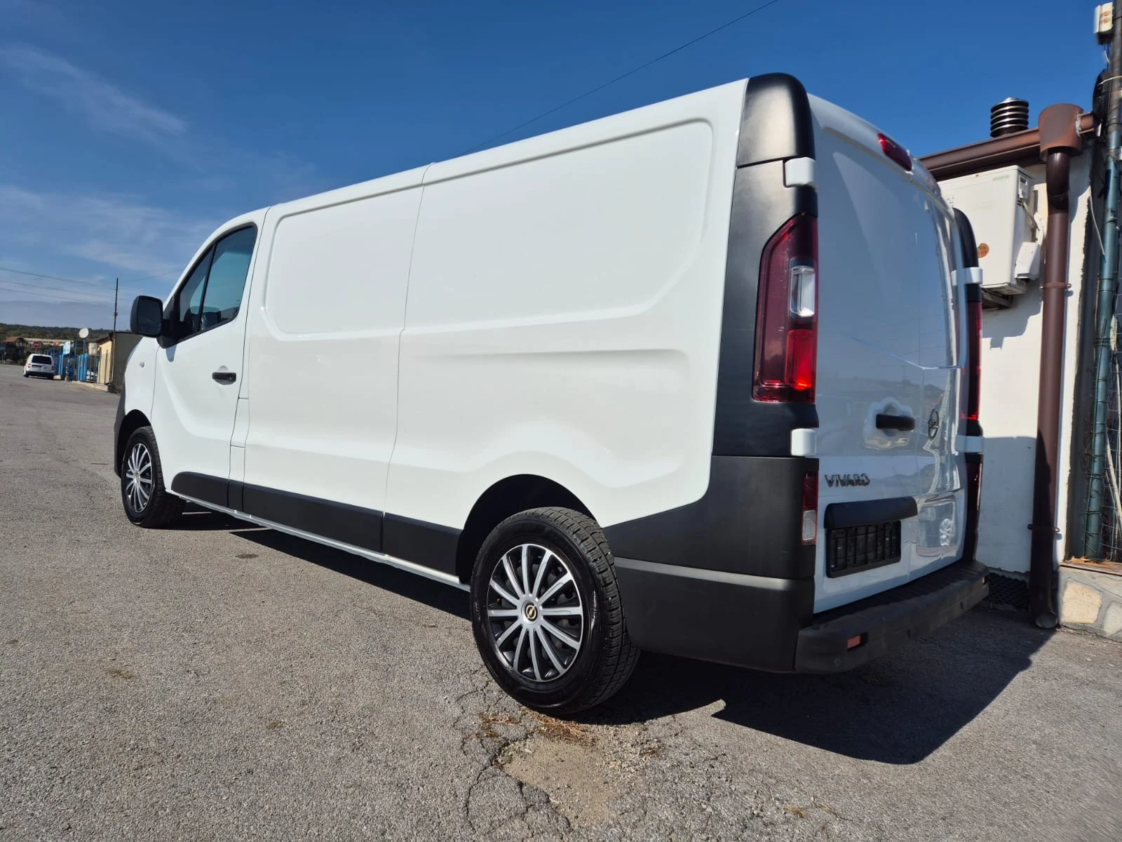 Opel Vivaro 1.6 TDCI - изображение 7