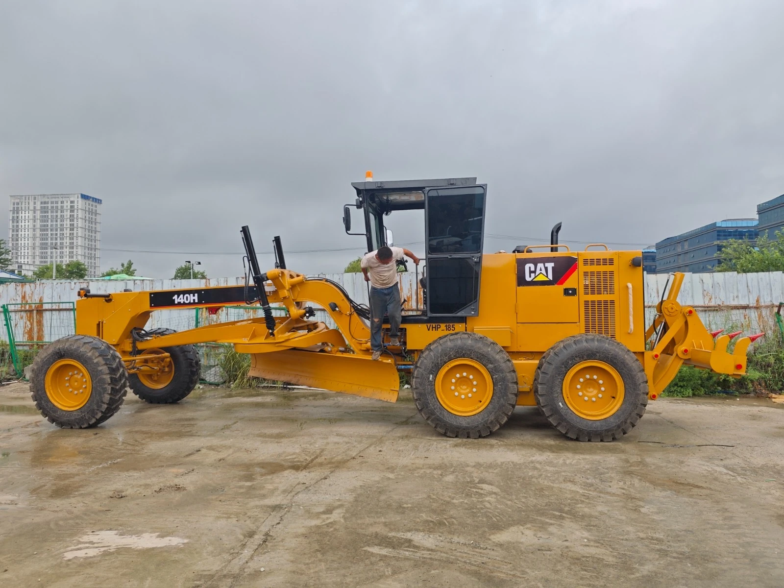 �������� Cat 140 Motor Grader | Mobile.bg � ����������� 12