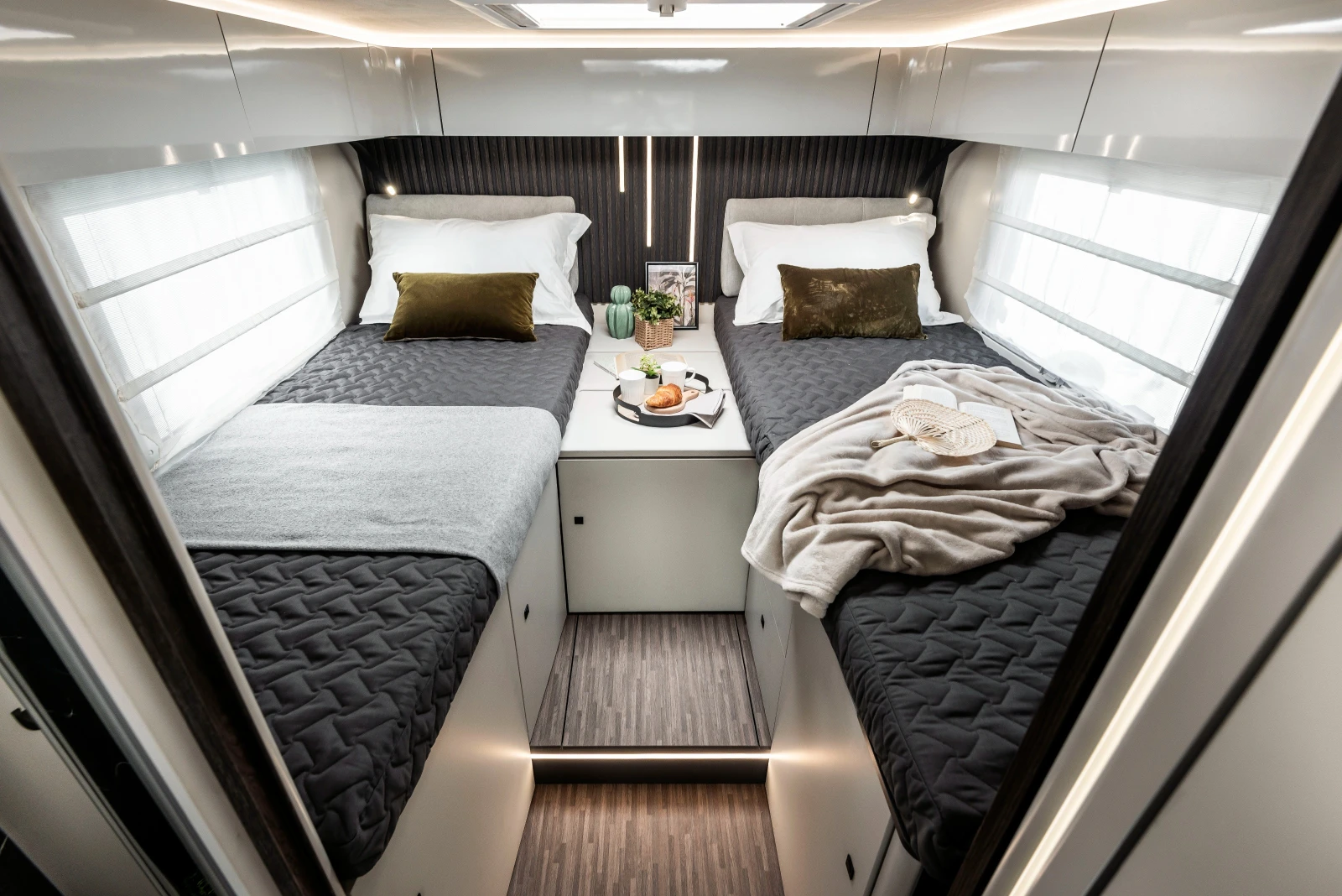 Кемпер Mobilvetta KEA i86 180к.с. АТ8 2026 , снимка 5 - Каравани и кемпери - 53745782