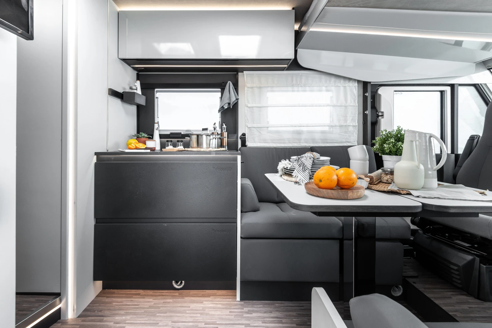 Кемпер Mobilvetta KEA i86 180к.с. АТ8 2026 , снимка 4 - Каравани и кемпери - 53745782