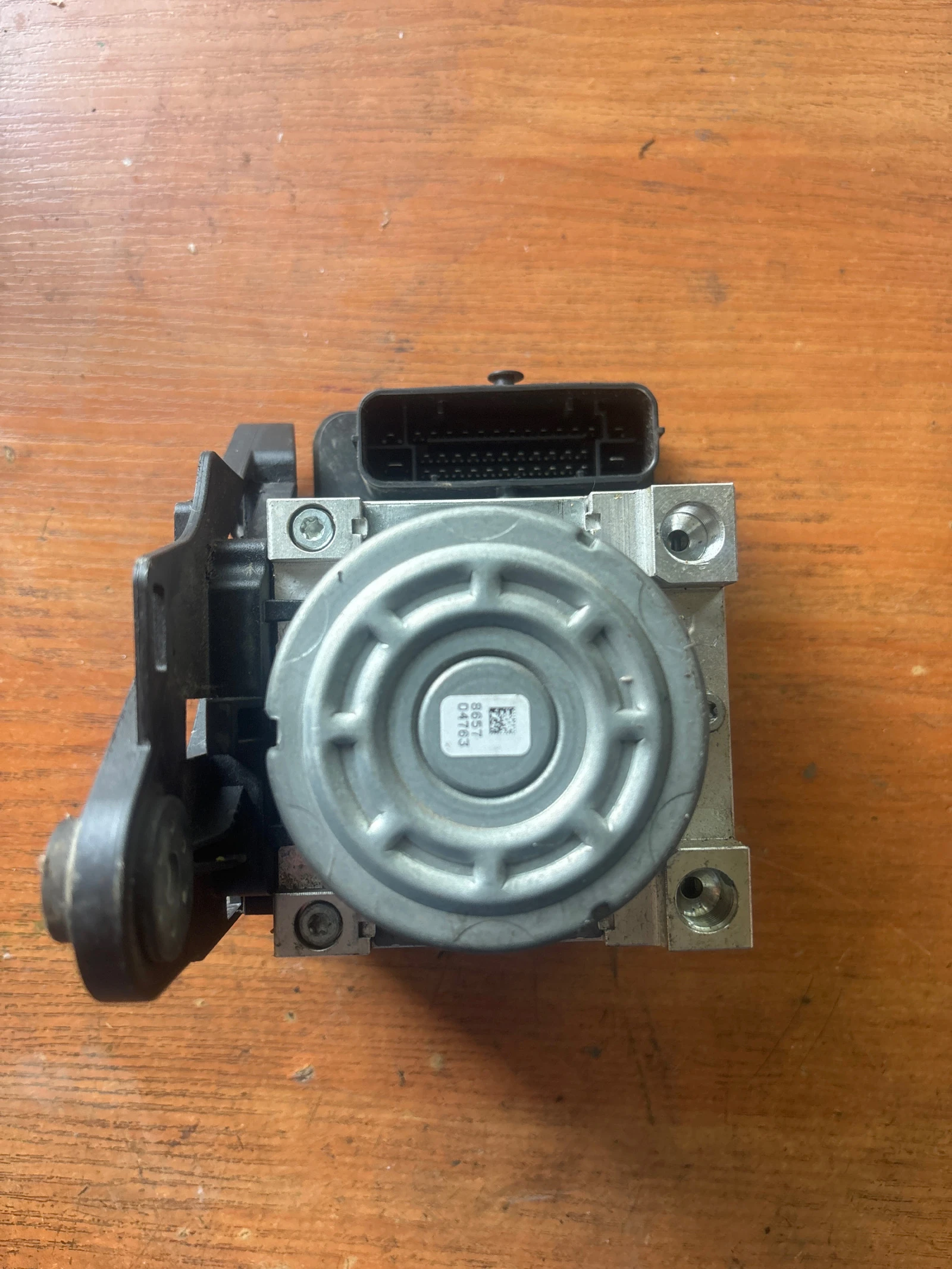 ABS  Skoda Octavia1.2 2017 3Q0 907 379 T | Mobile.bg   2