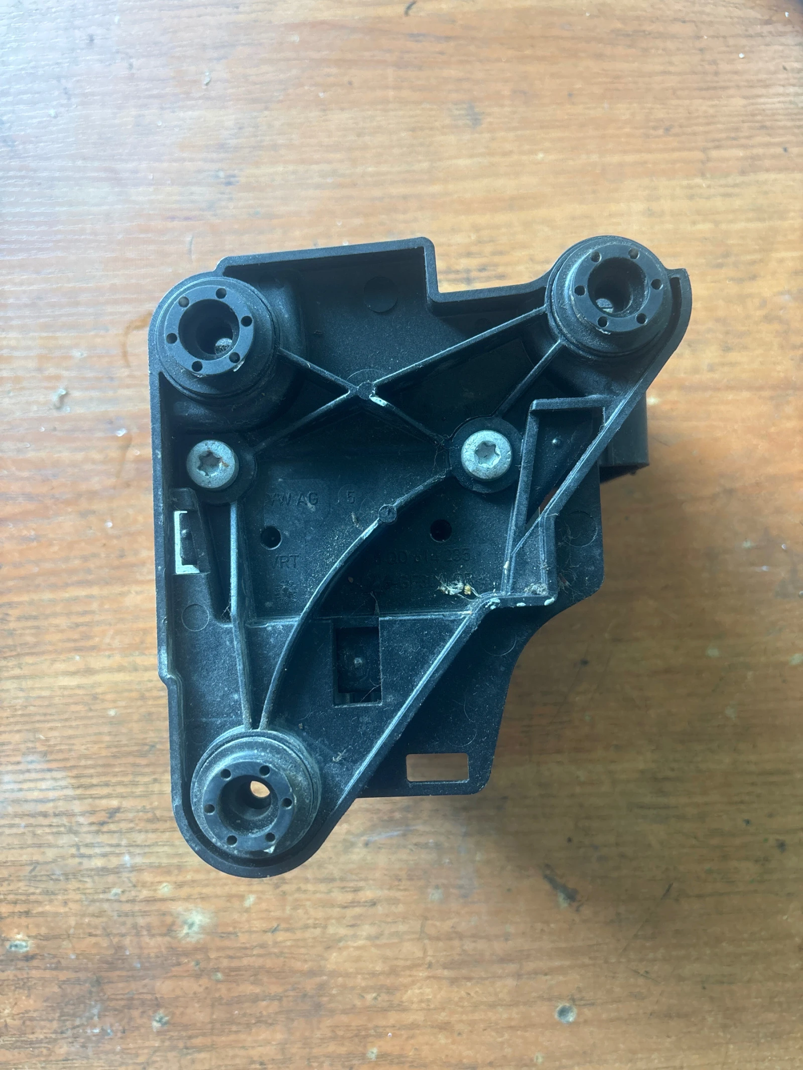 ABS  Skoda Octavia1.2 2017 3Q0 907 379 T | Mobile.bg   3