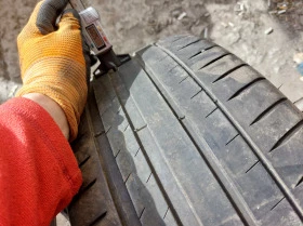 Гуми Летни 255/40R19, снимка 3