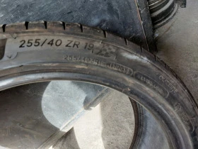 Гуми Летни 255/40R19, снимка 6 - Гуми и джанти - 41403278