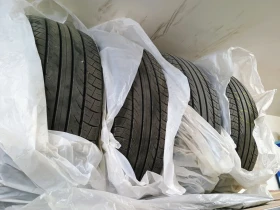 Гуми Летни 225/55R18, снимка 2 - Гуми и джанти - 49598038