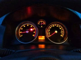 Opel Astra GTC, снимка 6