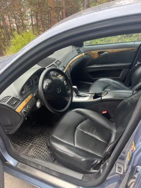 Mercedes-Benz E 320, снимка 7