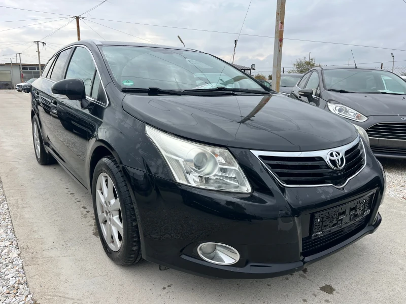 Toyota Avensis 1.8 143k.c бензин, подгрев, старт стоп, снимка 3 - Автомобили и джипове - 41813705