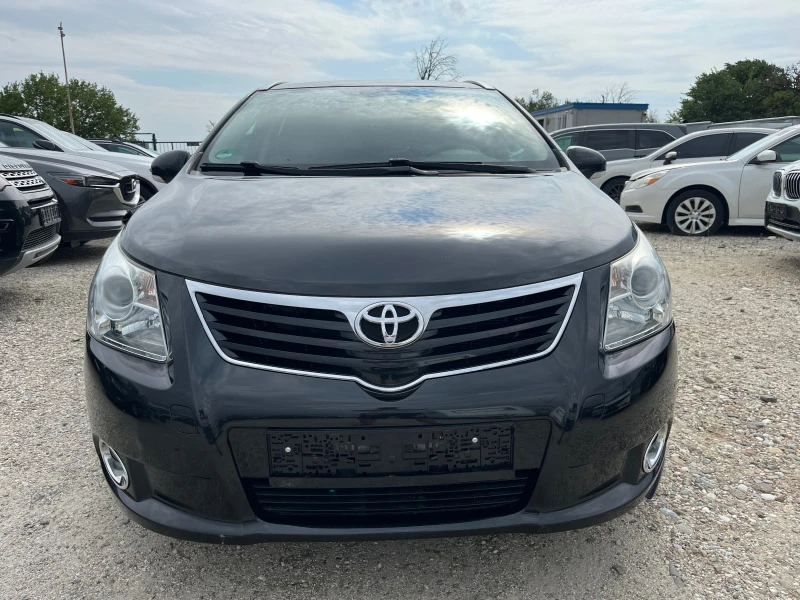 Toyota Avensis 1.8 143k.c бензин, подгрев, старт стоп, снимка 2 - Автомобили и джипове - 41813705