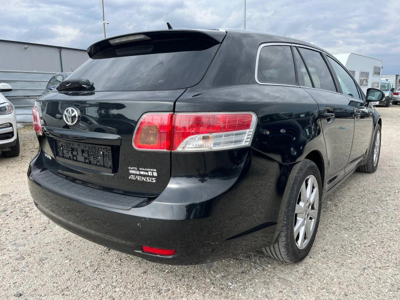 Toyota Avensis 1.8 143k.c бензин, подгрев, старт стоп, снимка 4 - Автомобили и джипове - 41813705