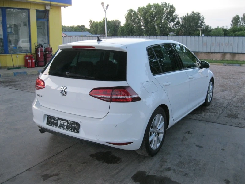 VW Golf lim. lounge BMT, снимка 5 - Автомобили и джипове - 46448764