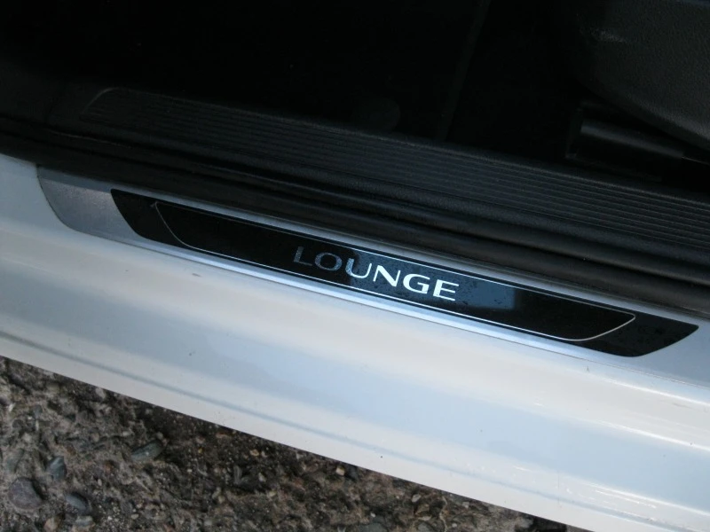 VW Golf lim. lounge BMT, снимка 8 - Автомобили и джипове - 46448764