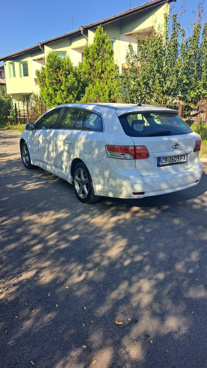 Toyota Avensis РЕАЛНИ КМ-АВТОМАТИК, снимка 5 - Автомобили и джипове - 47394807